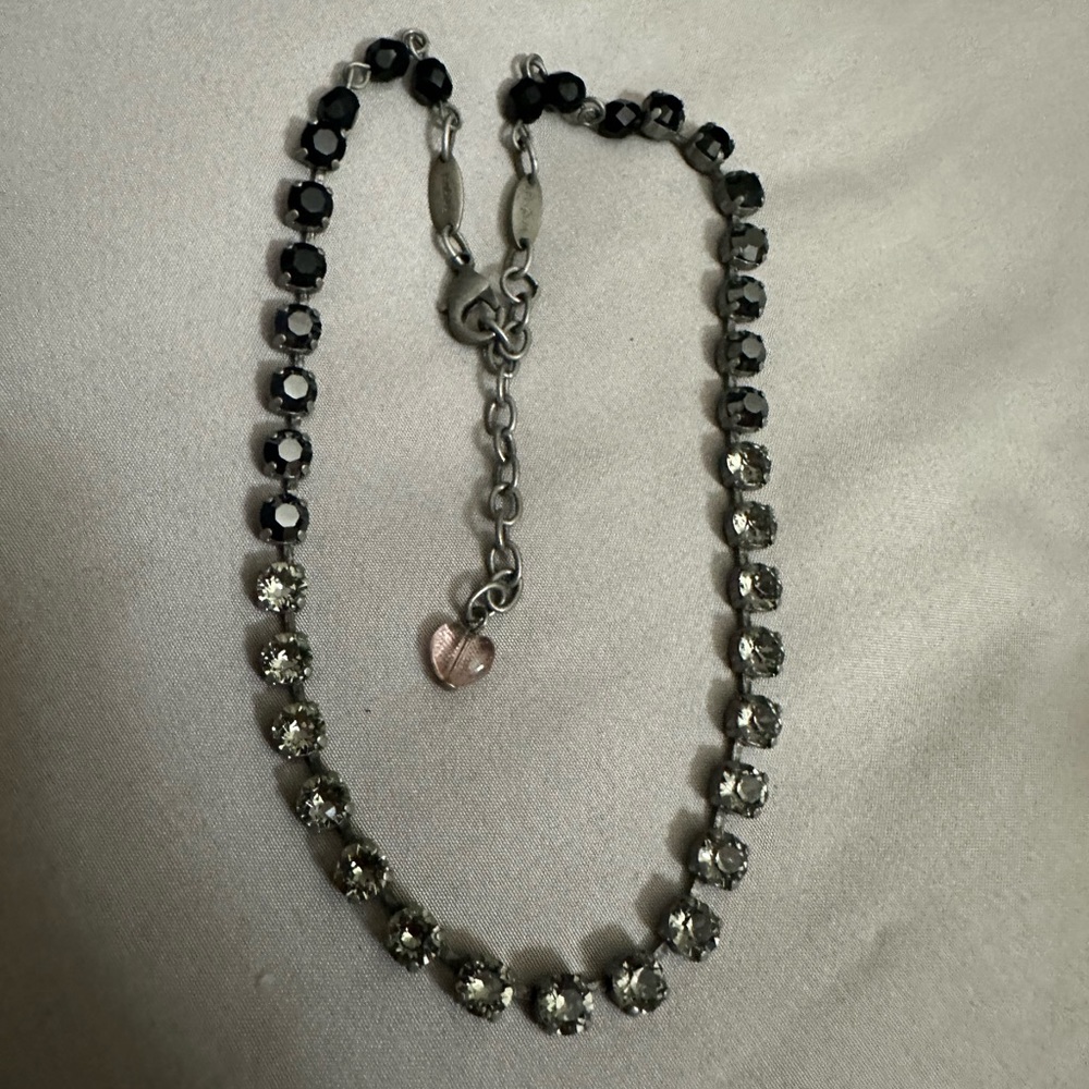 Sabika choker necklace